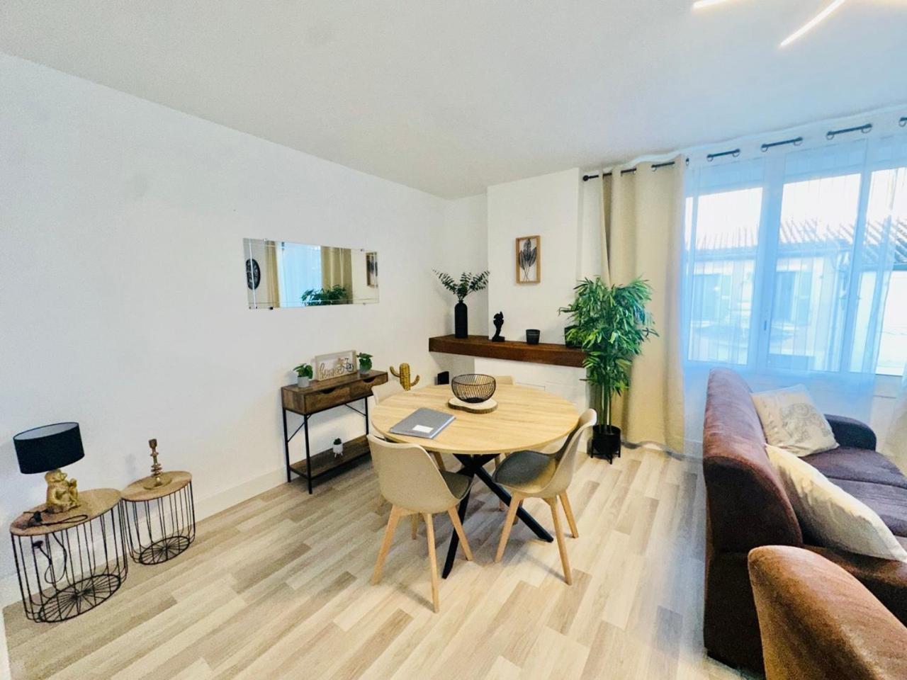 Les Appartements Du Mas - Rose Marie Aigues-Mortes Luaran gambar